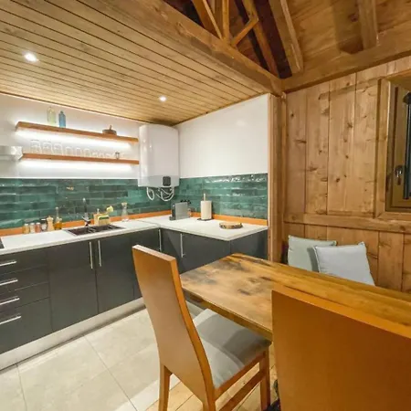 Mountain Eco Shelter 1