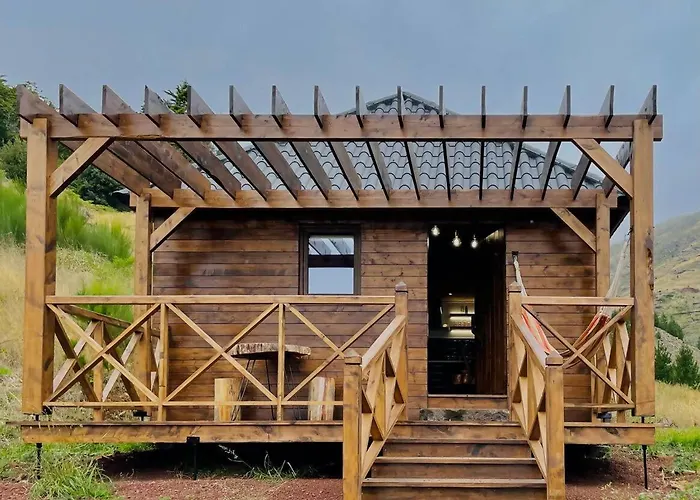 Mountain Eco Shelter 1 푼샬