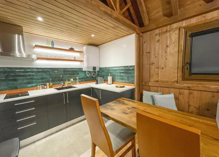 Mountain Eco Shelter 1